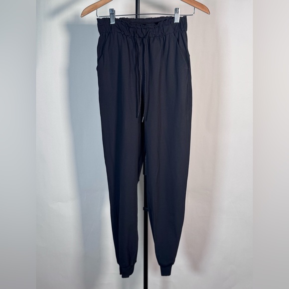 NWOT Lululemon Stretch Luxtreme High-Rise Jogger Graphite Grey - Picture 4 of 6